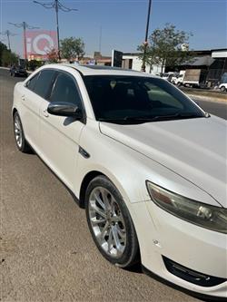 Ford Taurus